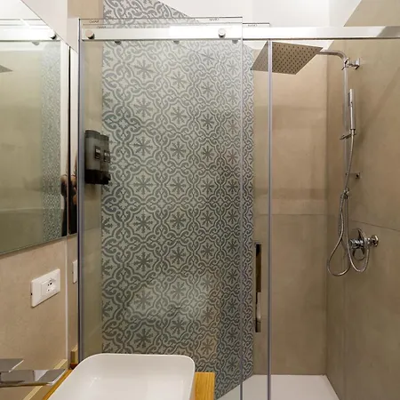 Bed & Theatre - 게스트하우스 4*